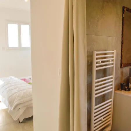 Four-bedroom Holiday In Oletta *