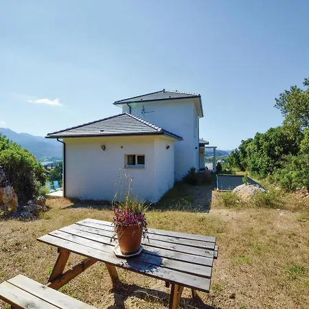 Four-bedroom Holiday In Oletta