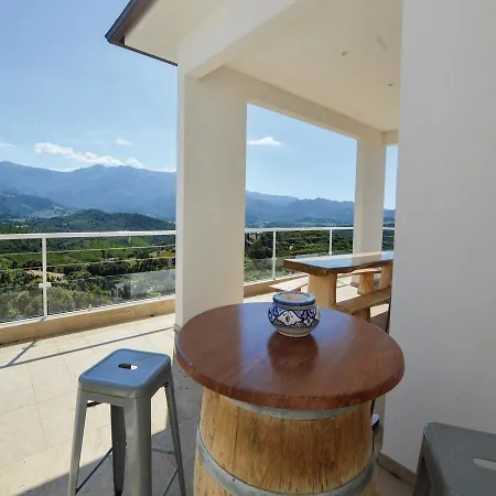 Four-bedroom Holiday In Oletta *